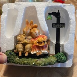 COLLECTABLE.HOLLY POND HILL. Bunny Couple Figurine - Orange and Green